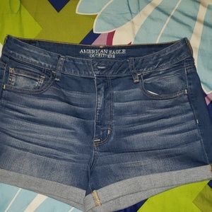 American Eagle outfitters jean shorts size 16